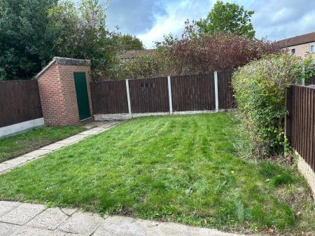 3 bedroom Terraced House to let in Brecknock Court, Leegomery, Telford, TF1
