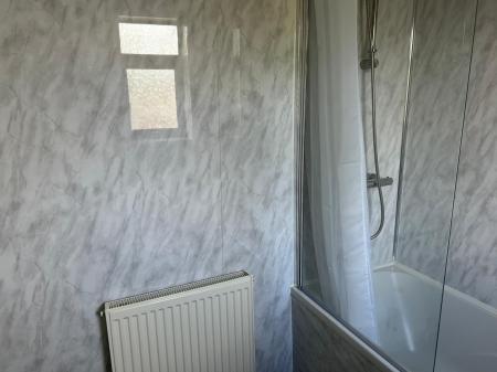 3 bedroom Terraced House to let in Brecknock Court, Leegomery, Telford, TF1