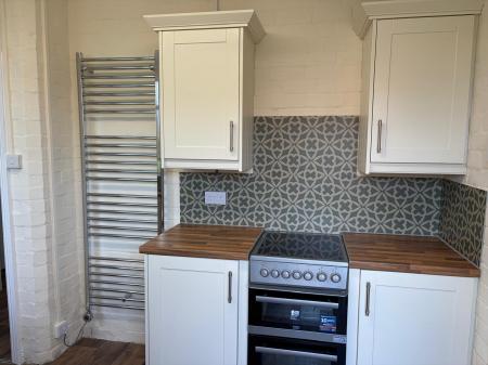 3 bedroom Semi-detached house to let in Shirlowe Farm Cottages, Telford, TF6