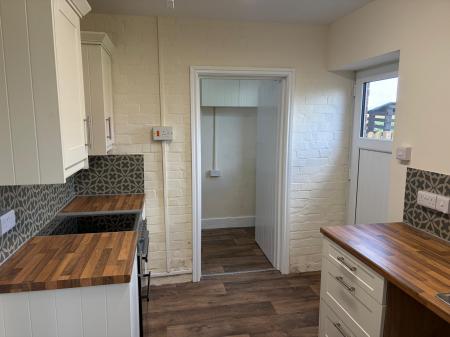 3 bedroom Semi-detached house to let in Shirlowe Farm Cottages, Telford, TF6