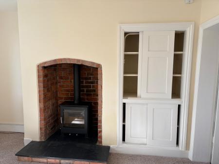 3 bedroom Semi-detached house to let in Shirlowe Farm Cottages, Telford, TF6