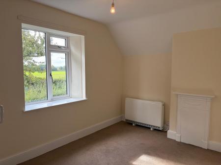 3 bedroom Semi-detached house to let in Shirlowe Farm Cottages, Telford, TF6