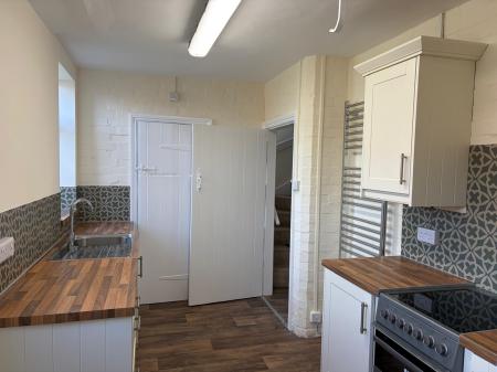 3 bedroom Semi-detached house to let in Shirlowe Farm Cottages, Telford, TF6