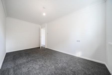 2 bedroom Maisonette for sale in Snedshill Way, Snedshill, Telford, TF2