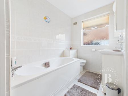 3 bedroom Bungalow for sale in Snow Hill, St. Georges, Telford, TF2
