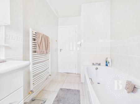 3 bedroom Bungalow for sale in Snow Hill, St. Georges, Telford, TF2