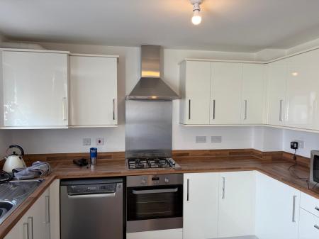 3 bedroom Semi-detached house to let in Barclay Fold, Telford, TF3
