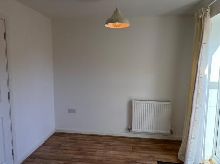 3 bedroom Semi-detached house to let in Barclay Fold, Telford, TF3