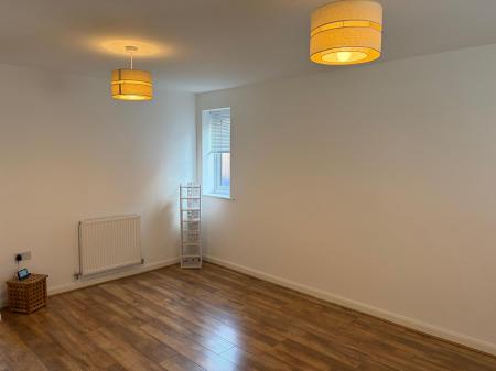 3 bedroom Semi-detached house to let in Barclay Fold, Telford, TF3