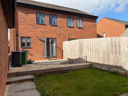 3 bedroom Semi-detached house to let in Barclay Fold, Telford, TF3