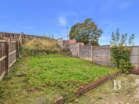 3 bedroom Semi-detached house for sale in Wellswood Avenue, Ketley Bank, Telford, TF2