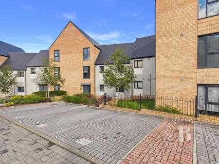 1 bedroom Flat for sale in Parkside Crescent, Ketley, Telford, TF1