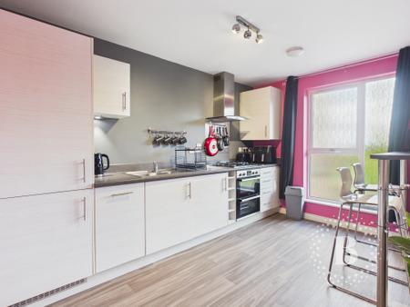 1 bedroom Flat for sale in Parkside Crescent, Ketley, Telford, TF1