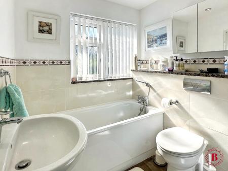 3 bedroom Semi-detached house for sale in Belmont Road, Tamworth, B77