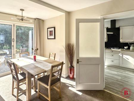 3 bedroom Semi-detached house for sale in Belmont Road, Tamworth, B77