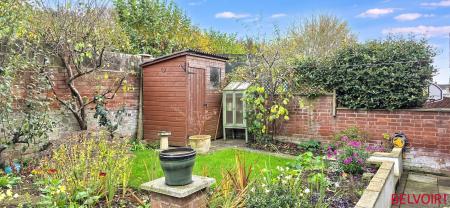 3 bedroom Semi-detached house for sale in Belmont Road, Tamworth, B77