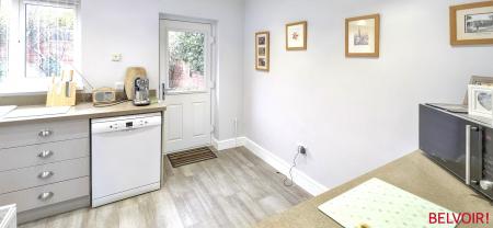 3 bedroom Semi-detached house for sale in Belmont Road, Tamworth, B77