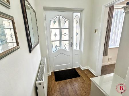 3 bedroom Semi-detached house for sale in Belmont Road, Tamworth, B77