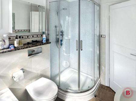 3 bedroom Semi-detached house for sale in Belmont Road, Tamworth, B77