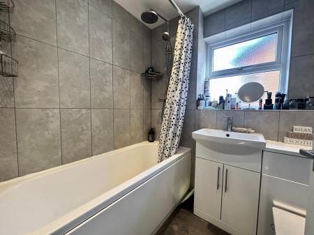 2 bedroom End of terrace house for sale in Caister, Amington, Tamworth, B77