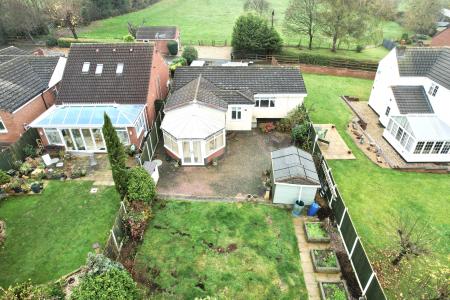 Hollies Road, Polesworth, B78