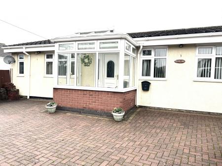 2 bedroom Bungalow for sale in Hollies Road, Polesworth, B78