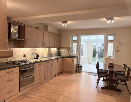 2 bedroom Bungalow for sale in Hollies Road, Polesworth, B78