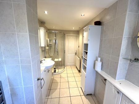 2 bedroom Bungalow for sale in Hollies Road, Polesworth, B78