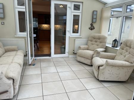 2 bedroom Bungalow for sale in Hollies Road, Polesworth, B78