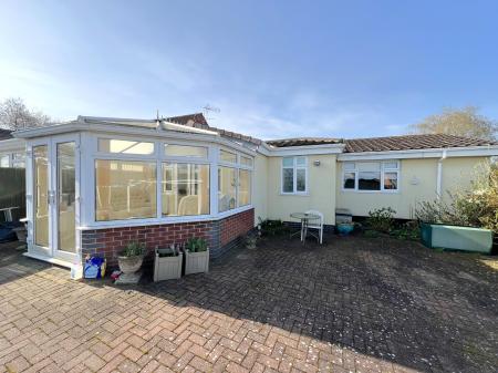 2 bedroom Bungalow for sale in Hollies Road, Polesworth, B78