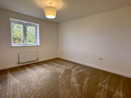 5 bedroom Detached house for sale in Lowdell Way, Desford, LE9