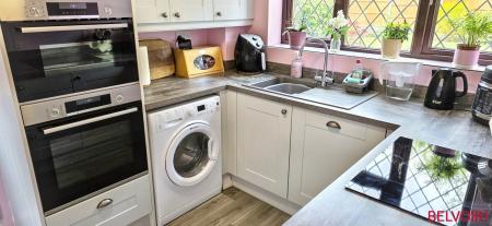 3 bedroom Detached house for sale in Mossdale, Wilnecote, Tamworth, B77