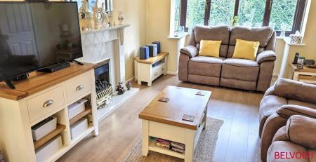 3 bedroom Detached house for sale in Mossdale, Wilnecote, Tamworth, B77