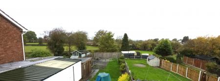 3 bedroom Semi-detached house for sale in Wakefield Close, Hurley, CV9