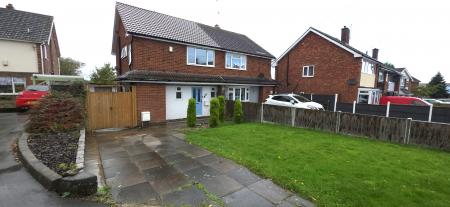 3 bedroom Semi-detached house for sale in Wakefield Close, Hurley, CV9
