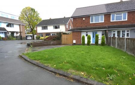3 bedroom Semi-detached house for sale in Wakefield Close, Hurley, CV9