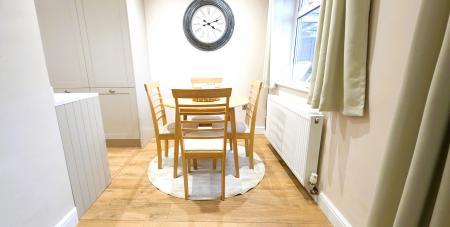 3 bedroom Semi-detached house for sale in Wakefield Close, Hurley, CV9