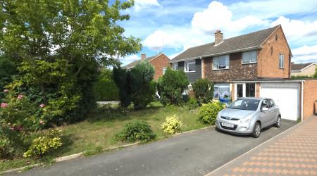 3 bedroom Semi-detached house for sale in Wellesbourne, Tamworth, B79