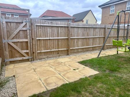 2 bedroom Terraced House for sale in Worthing Grove, Tamworth, B78