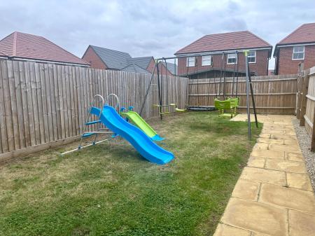 2 bedroom Terraced House for sale in Worthing Grove, Tamworth, B78