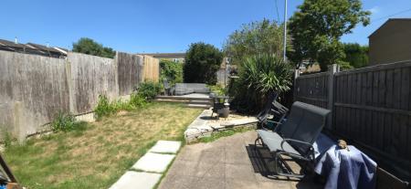 4 bedroom Semi-detached house for sale in Faringdon, Tamworth, B77