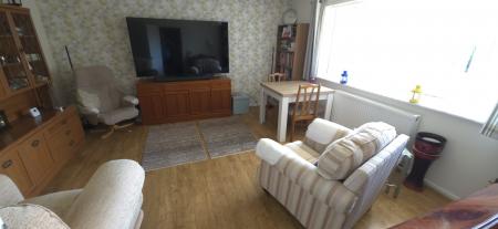 4 bedroom Semi-detached house for sale in Faringdon, Tamworth, B77