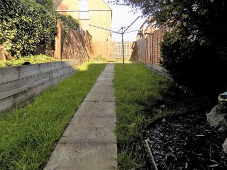 2 bedroom Terraced House to let in Cherry Street, Tamworth, B79