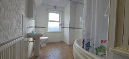 2 bedroom Terraced House to let in Cherry Street, Tamworth, B79