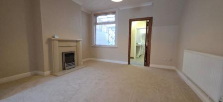 2 bedroom Terraced House to let in Cherry Street, Tamworth, B79