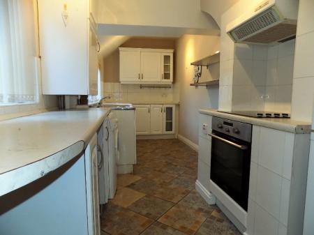 2 bedroom Terraced House to let in Cherry Street, Tamworth, B79