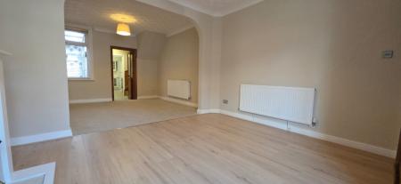 2 bedroom Terraced House to let in Cherry Street, Tamworth, B79