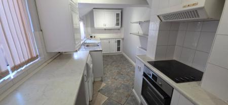 2 bedroom Terraced House to let in Cherry Street, Tamworth, B79