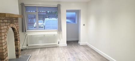 2 bedroom Terraced House to let in Green Lane, Birchmoor, B78