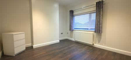 2 bedroom Terraced House to let in Green Lane, Birchmoor, B78